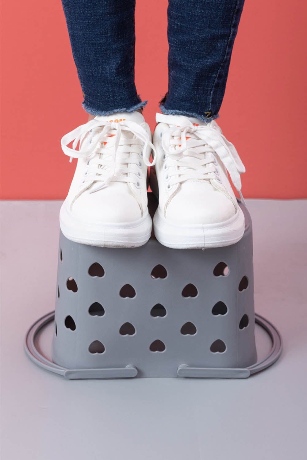 Gray Heart-shape Hollowed Plastic Storage Basket