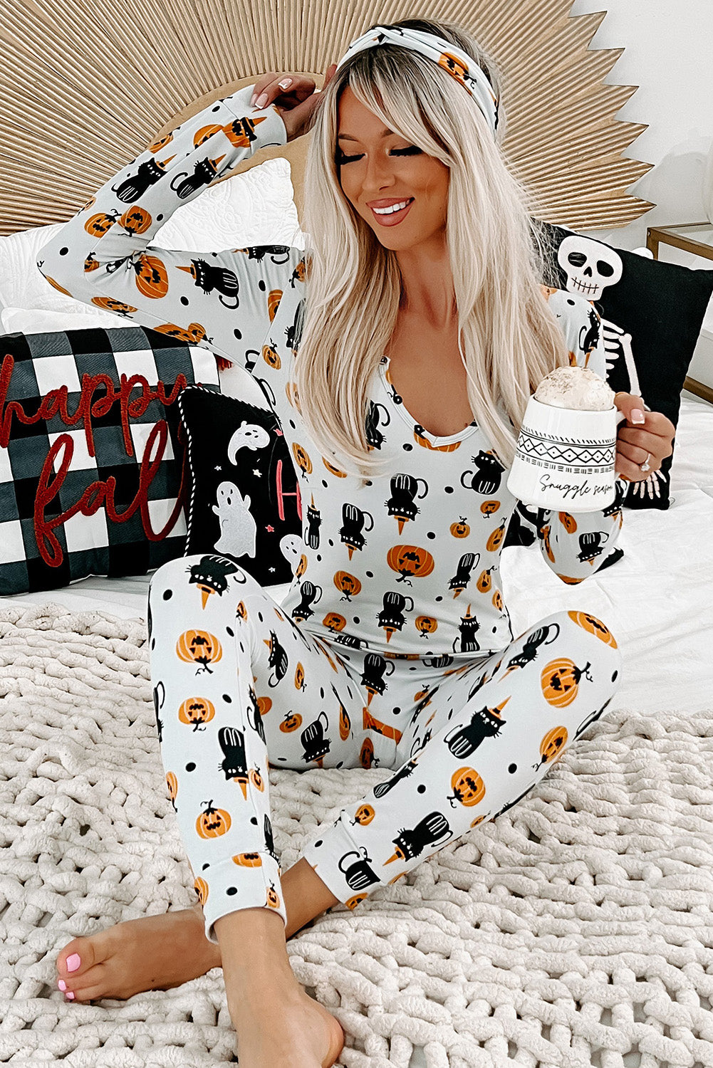 White Spooky Halloween Printed Long Slim Fit Lounge Set