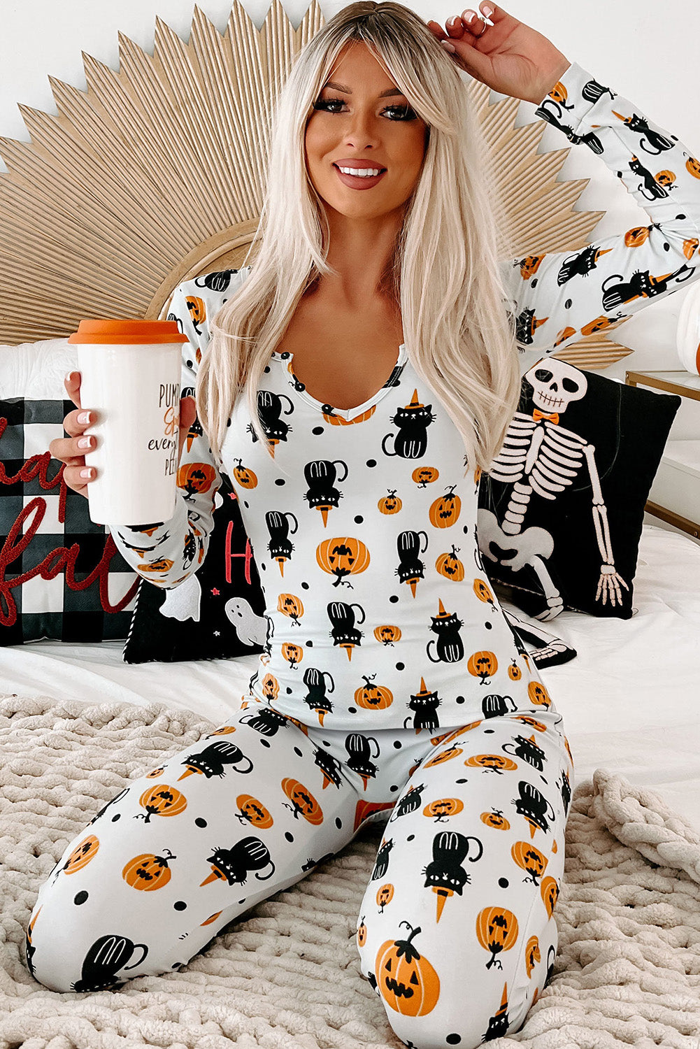 White Spooky Halloween Printed Long Slim Fit Lounge Set