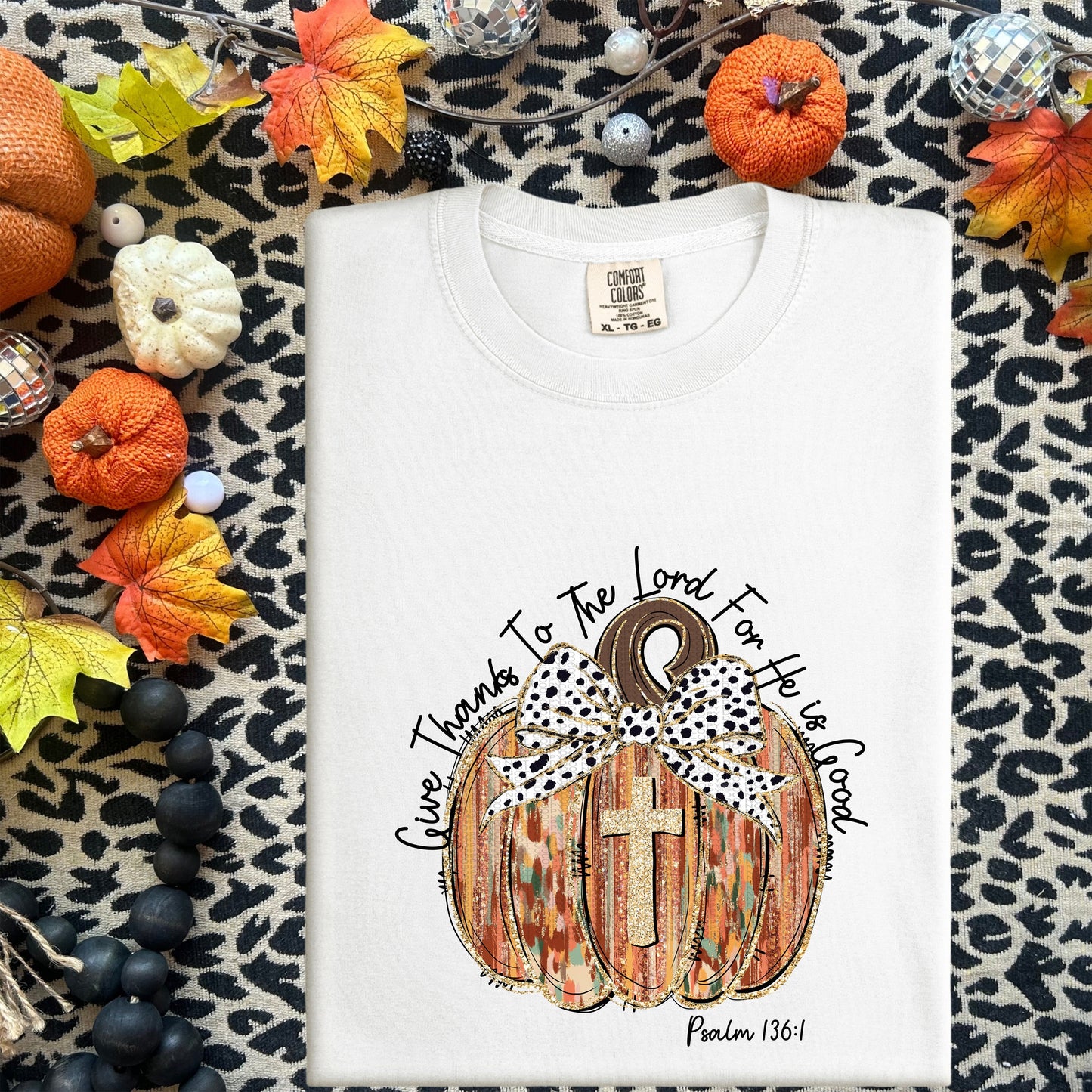 Give Thanks to the Lord Brushstroke Pumpkin