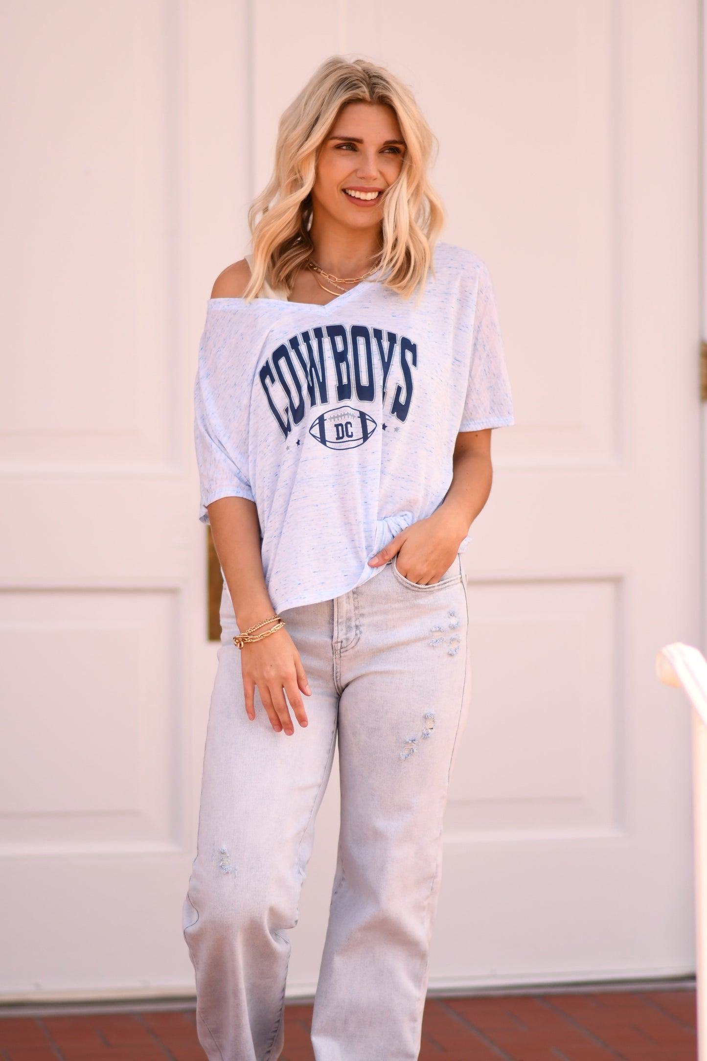 Cowboys DC Slouchy V Neck Tee