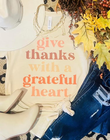 Give Thanks Tee