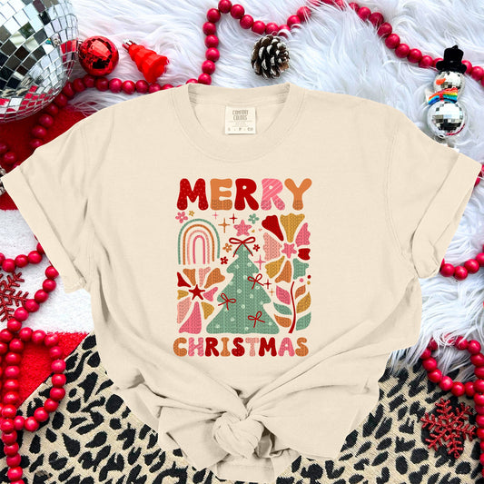 Merry Christmas Retro| Comfort Colors Tee or Gildan Crewneck Sweatshirt