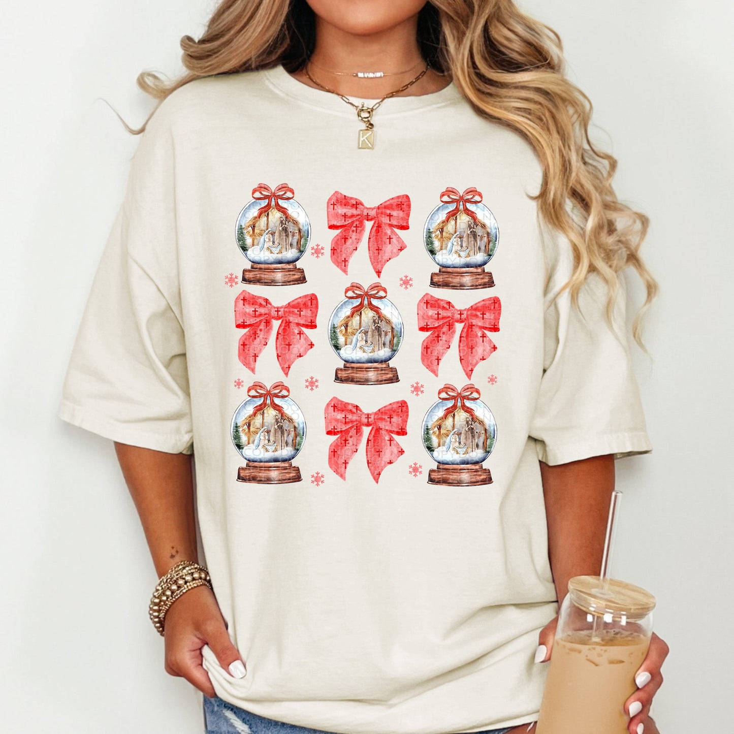 Xmas Nativity Snowglobe Coquette | Comfort Colors Tee or Gildan Crewneck Sweatshirt